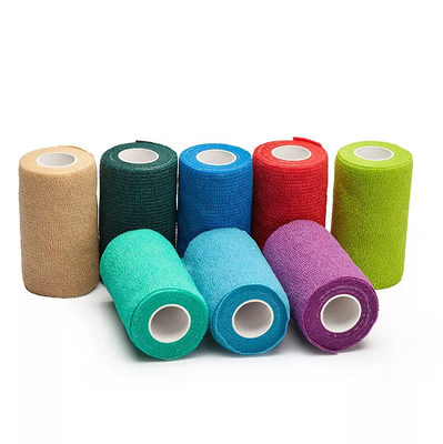 قیمت مناسب مصرفی های دامپزشکی باند خود چسب الاستیک نبافته Vet Wrap بدون لاتکس برای محافظت از مسابقات اسب دوانی رنگ پوست باند چسبنده ورزشی آنلاین